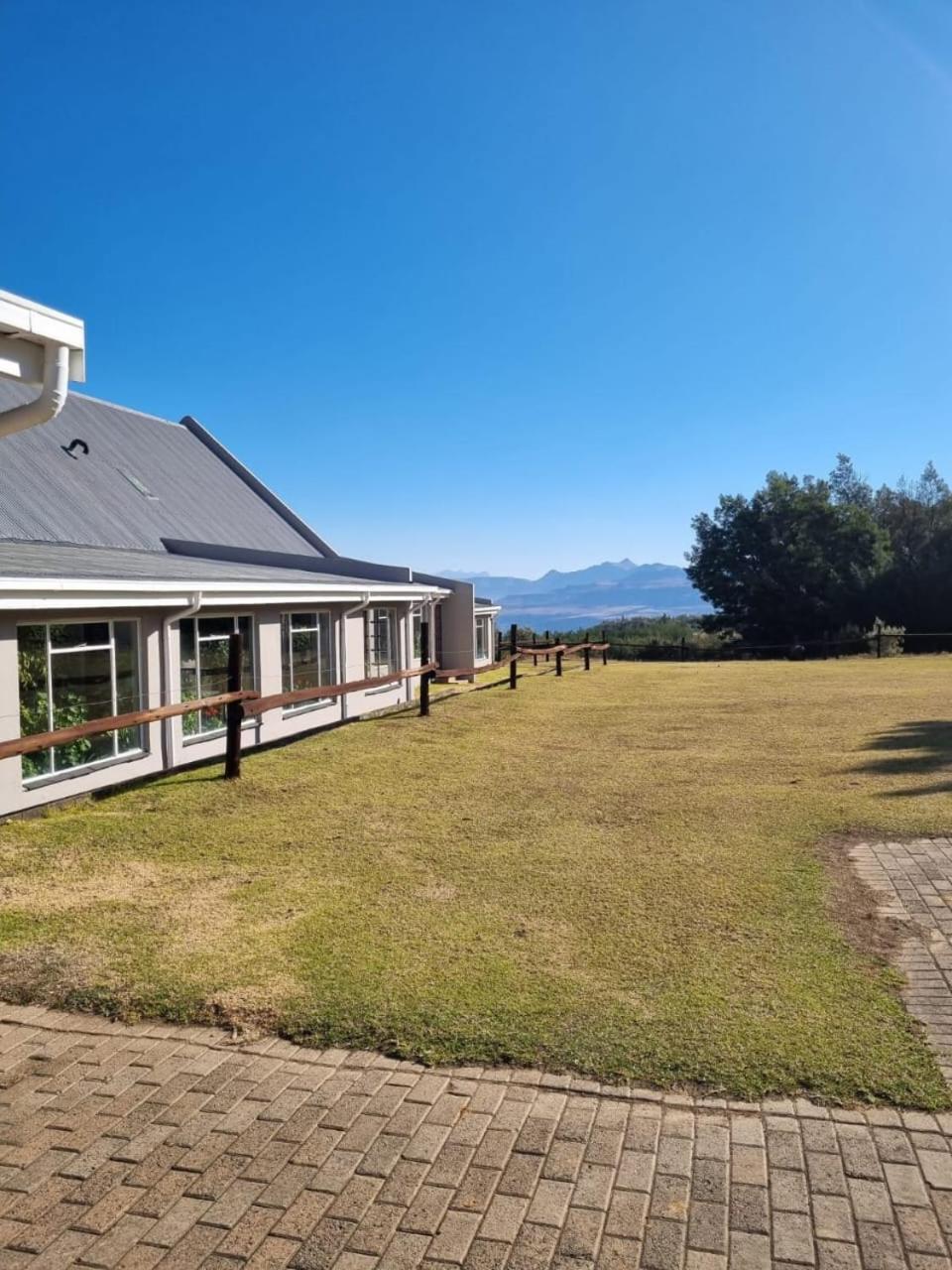 Drakensberg Mountain Retreat Bergville Exterior foto